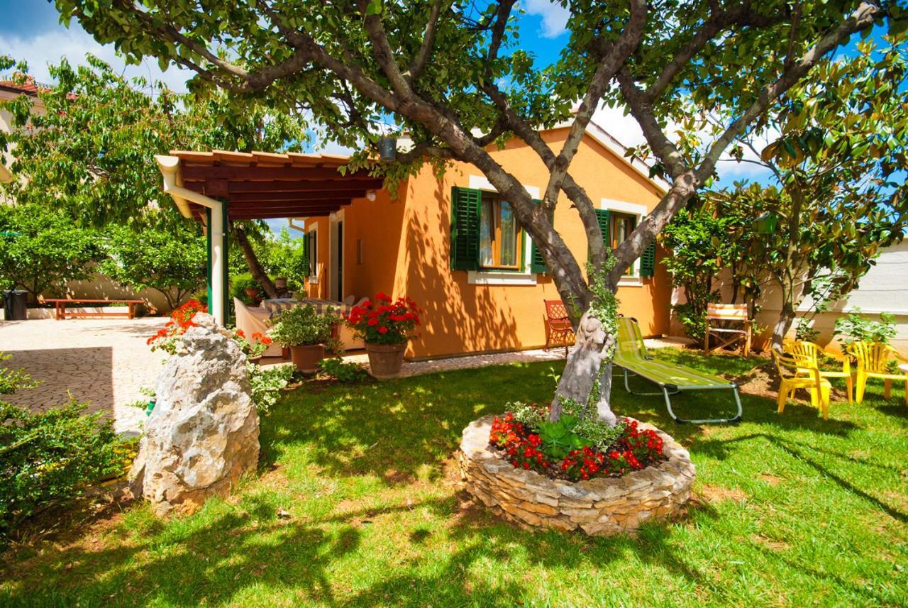 Guest house Bizjak Vinkuran Extérieur photo