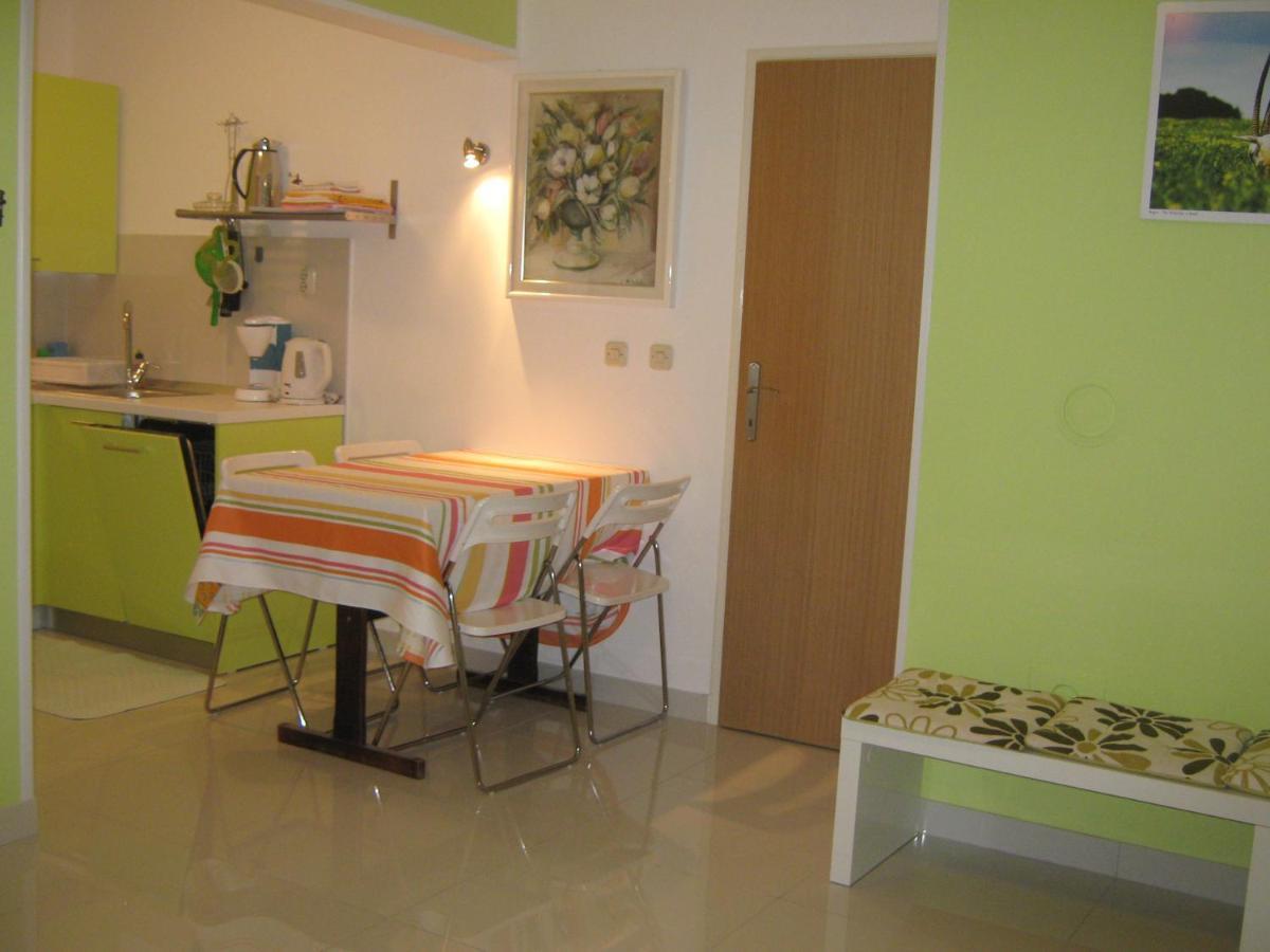 Guest house Bizjak Vinkuran Extérieur photo