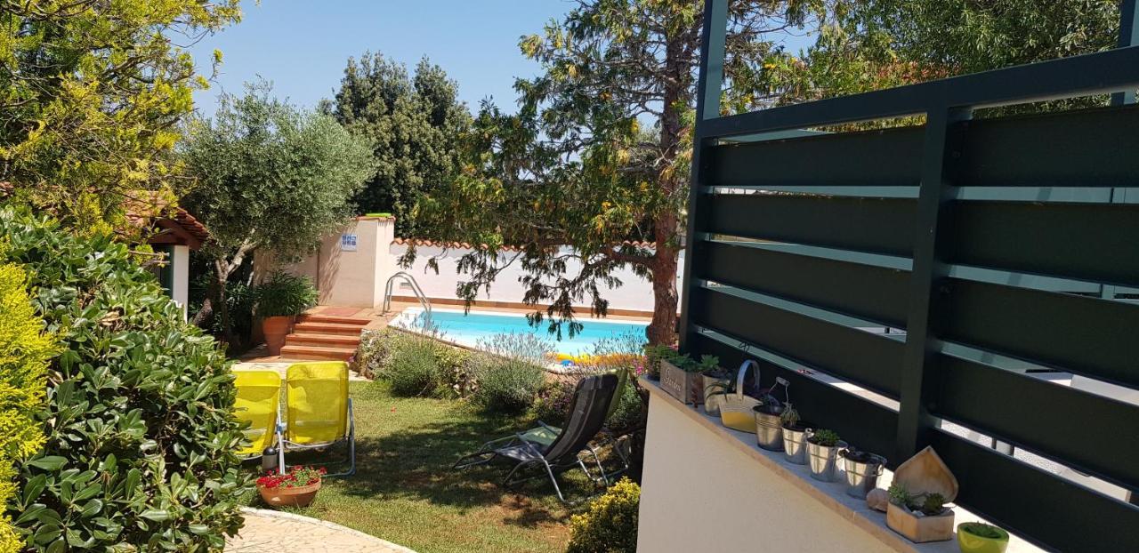 Guest house Bizjak Vinkuran Extérieur photo