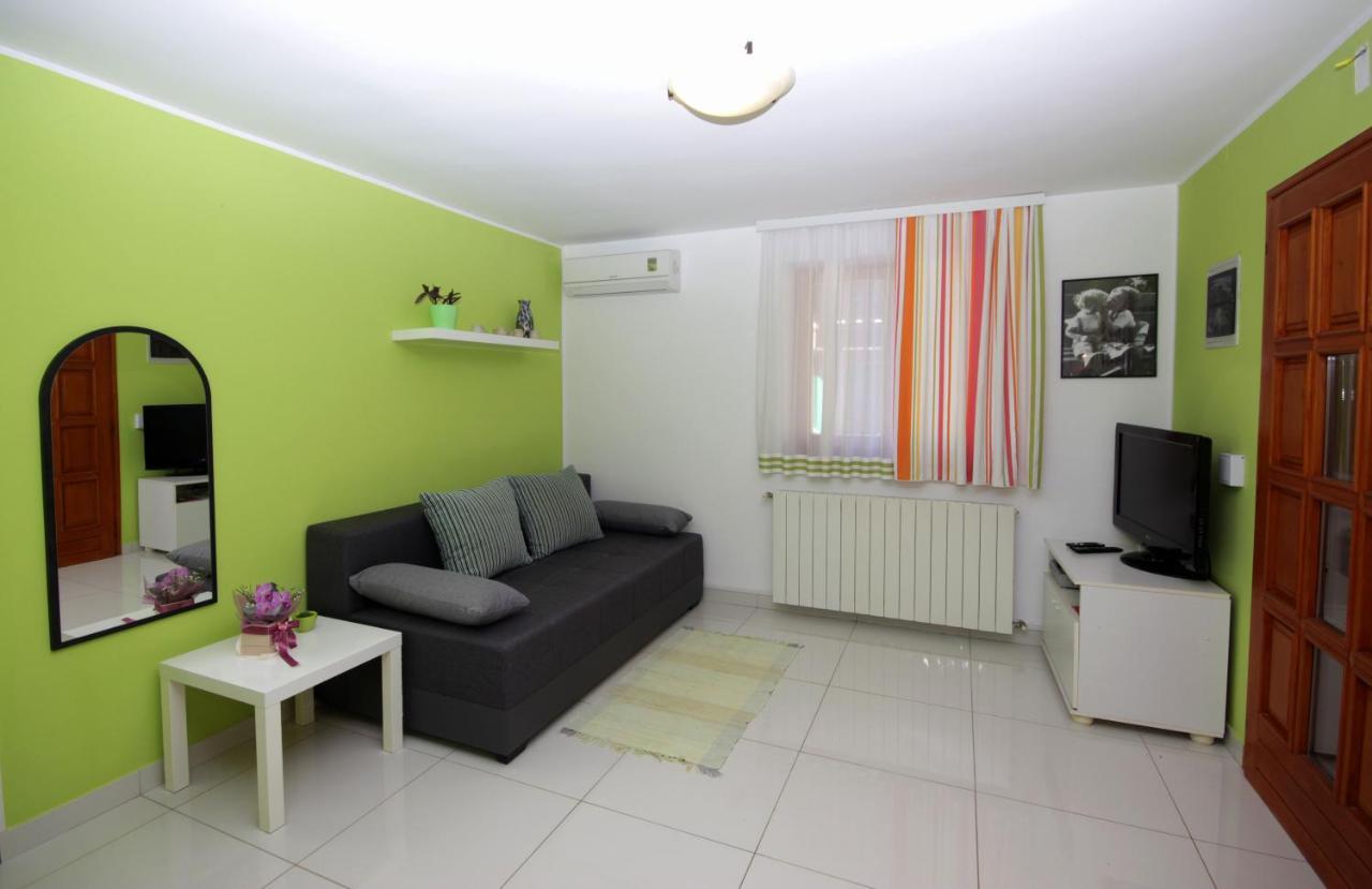 Guest house Bizjak Vinkuran Extérieur photo